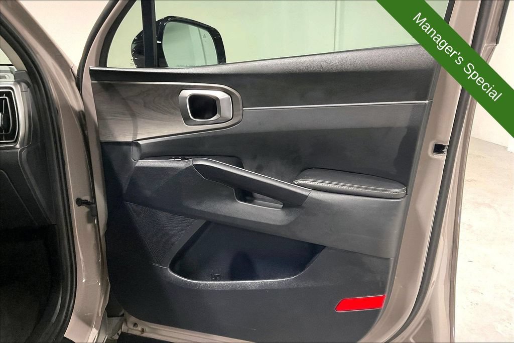 Used 2025 Kia Sorento X-Line EX AWD/4WD image 23