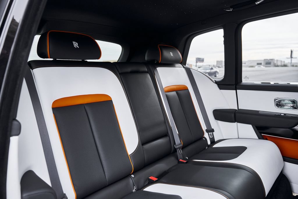 Used 2026 Rolls-Royce Cullinan AWD/4WD image 50