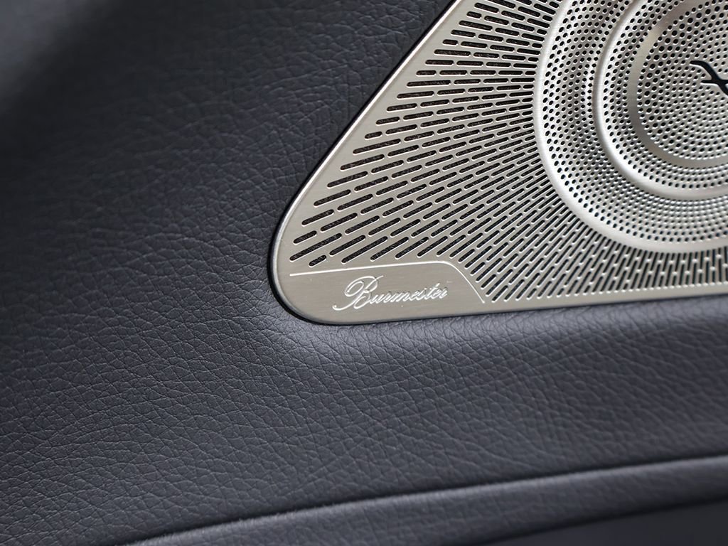 Used 2022 Mercedes-Benz S 500 4MATIC w/ AMG Line Package image 43