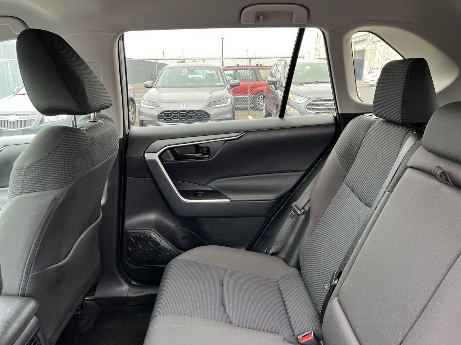 Used 2025 Toyota RAV4 LE image 38