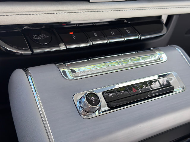 New 2027 Lincoln Aviator Reserve w/ Luxury Package RWD image 28