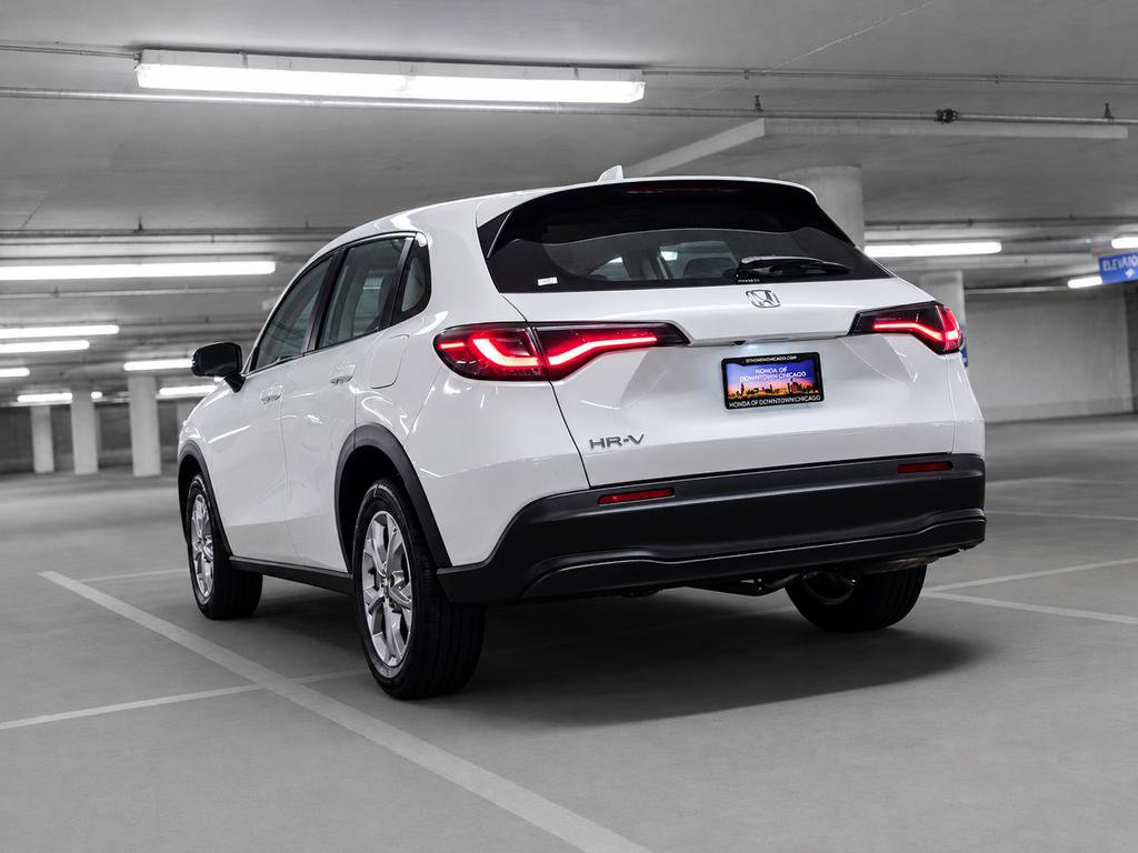 Used 2023 Honda HR-V LX image 5