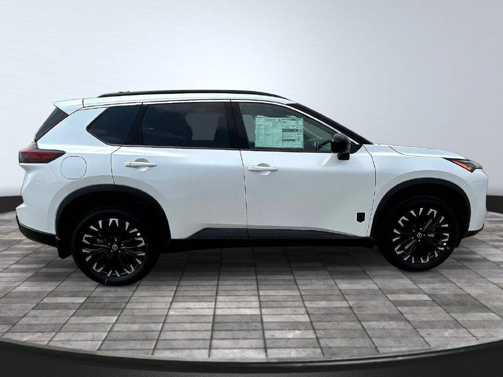 New 2026 Nissan Rogue Dark Armor AWD/4WD image 16