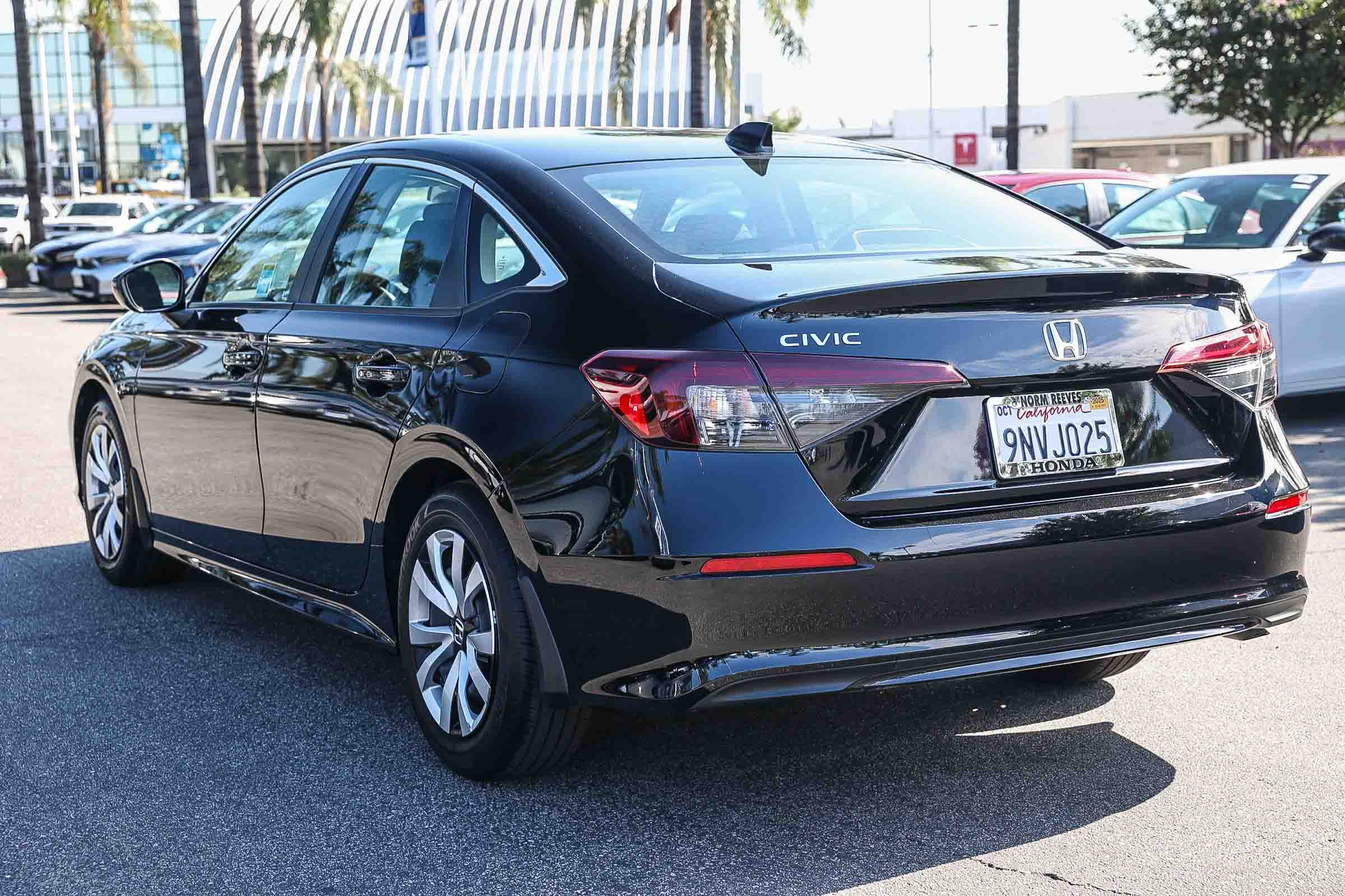 Used 2025 Honda Civic LX image 4