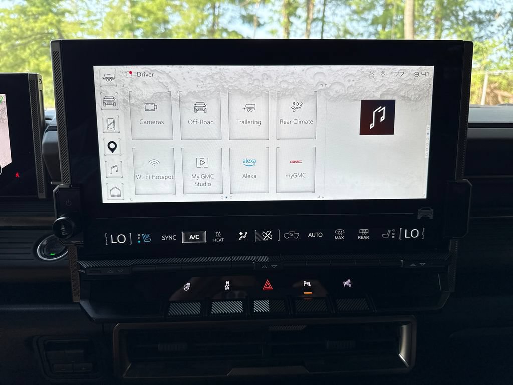 Used 2024 GMC Hummer EV 2X AWD/4WD image 16