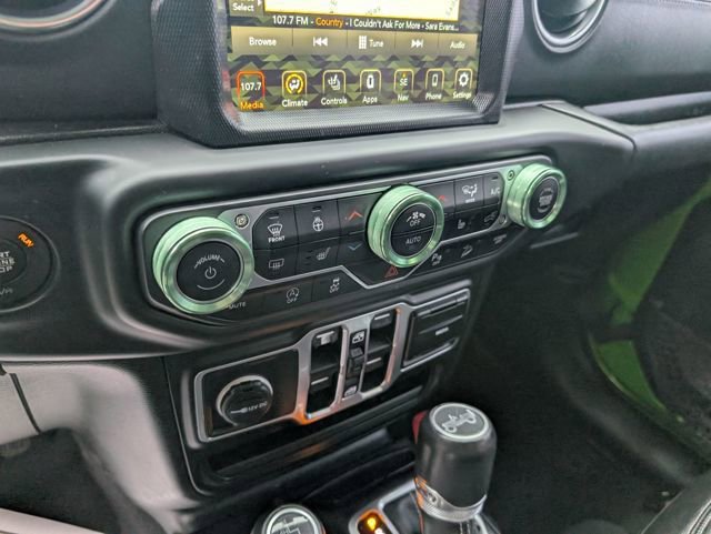 Used 2018 Jeep Wrangler Unlimited Sahara w/ Dual Top Group image 20