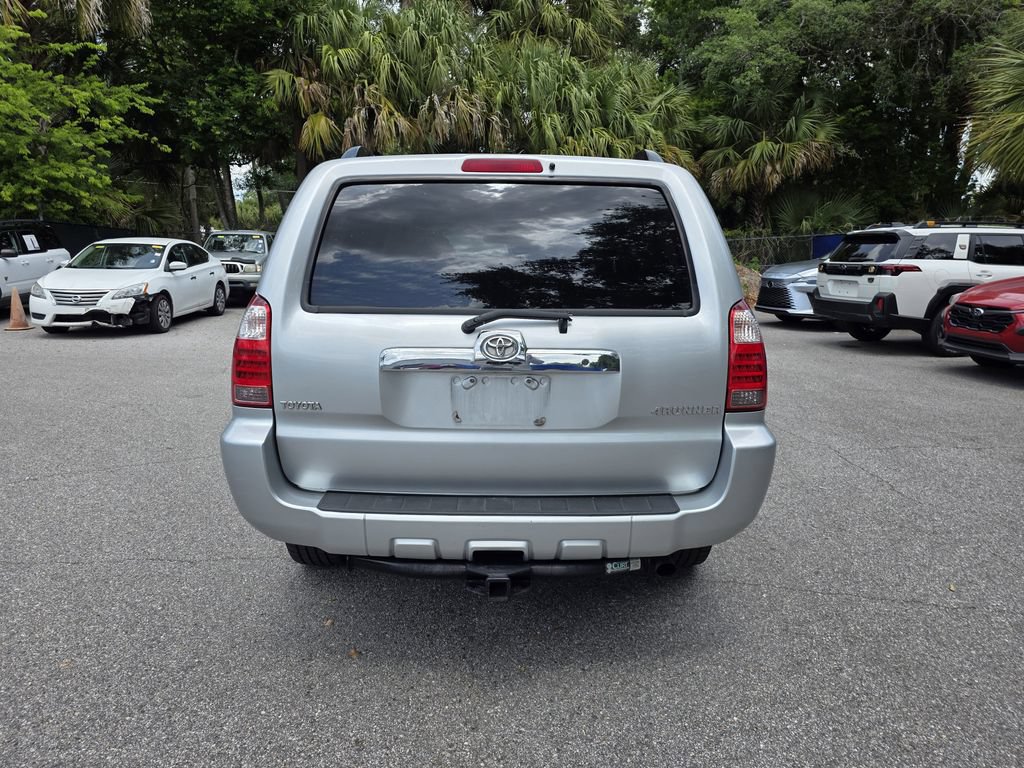 Used 2008 Toyota 4Runner SR5 RWD image 4