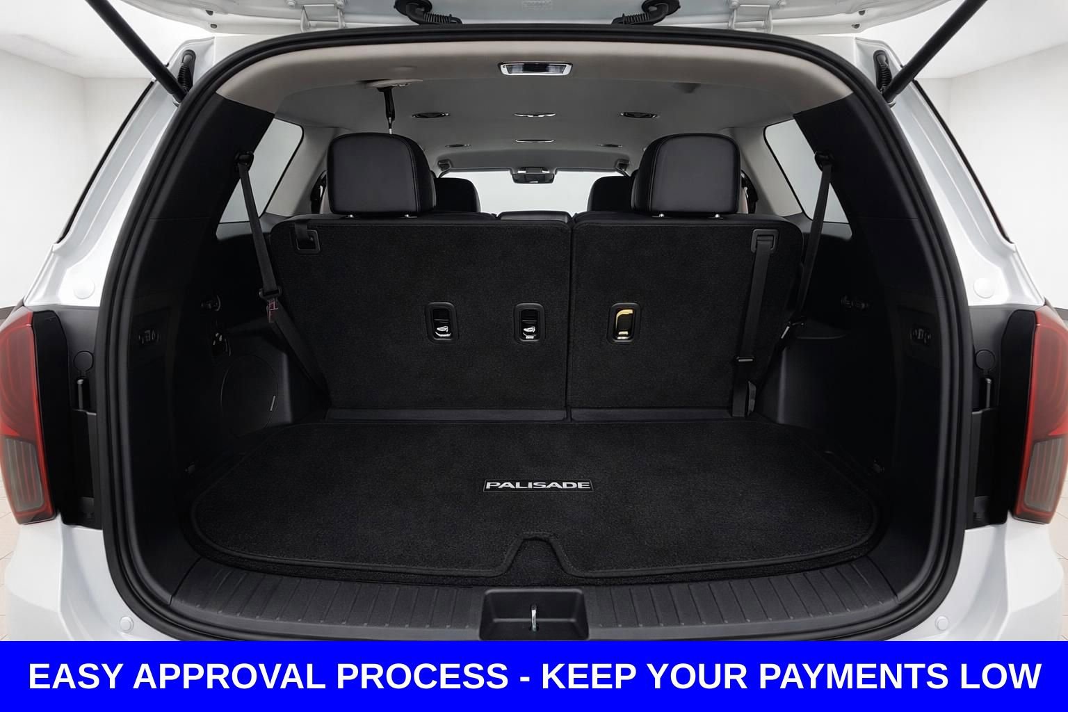 Used 2023 Hyundai Palisade SEL w/ Cargo Package image 16