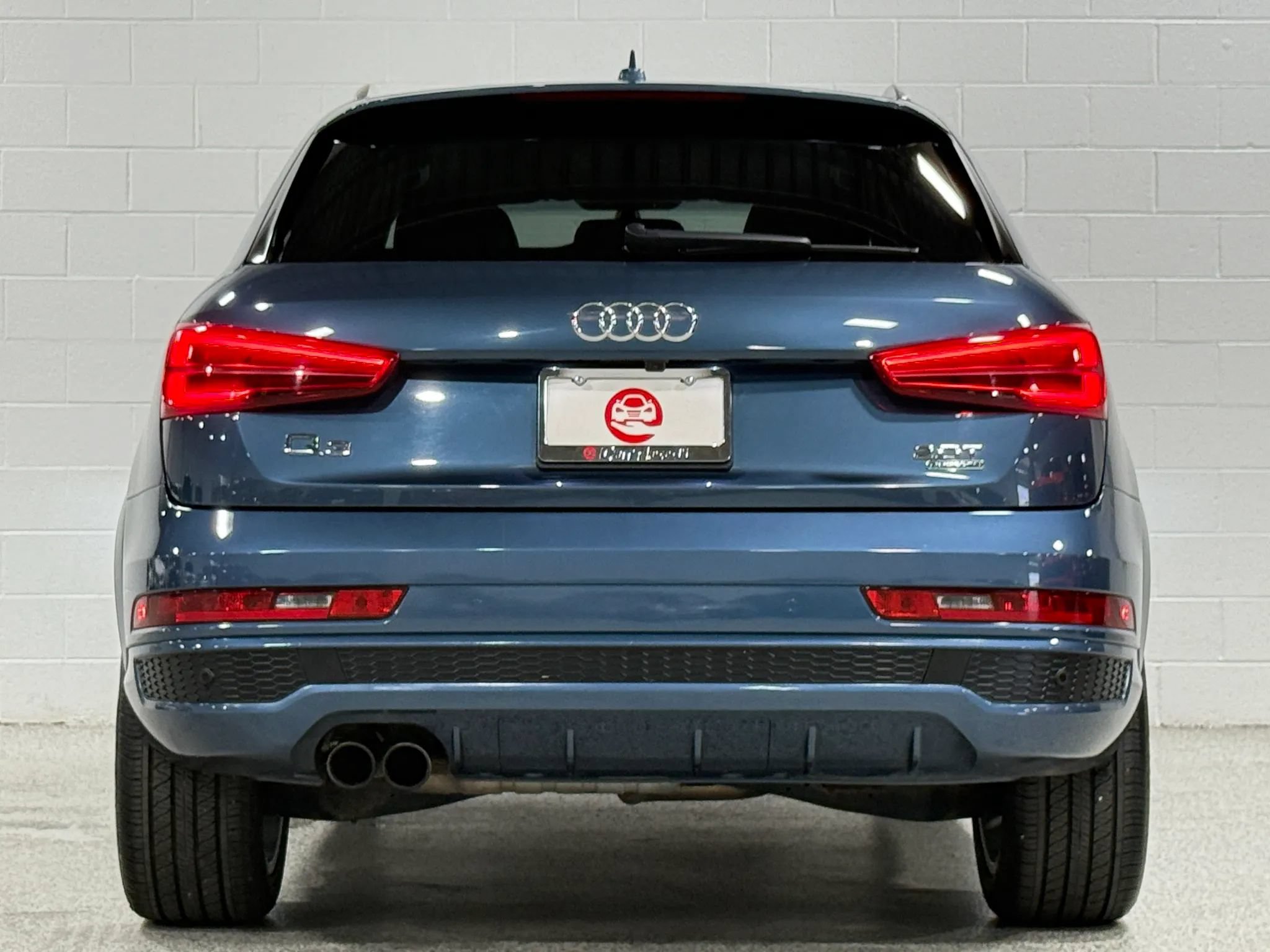 Used 2017 Audi Q3 2.0T Prestige w/ Prestige Package AWD/4WD image 7
