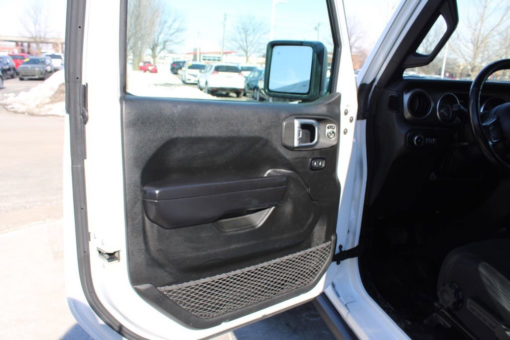 Used 2020 Jeep Wrangler Unlimited Sport image 17