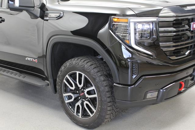 Certified 2024 GMC Sierra 1500 AT4 w/ Technology Package image 3