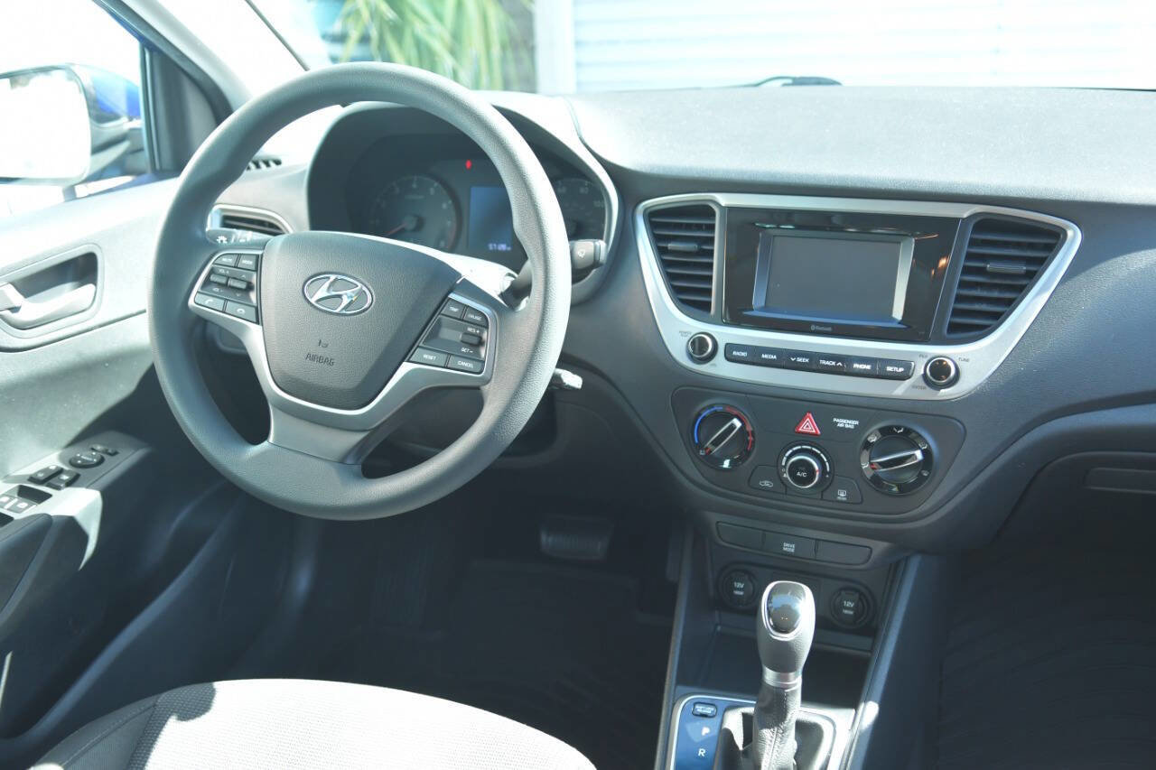 Used 2019 Hyundai Accent SE image 38