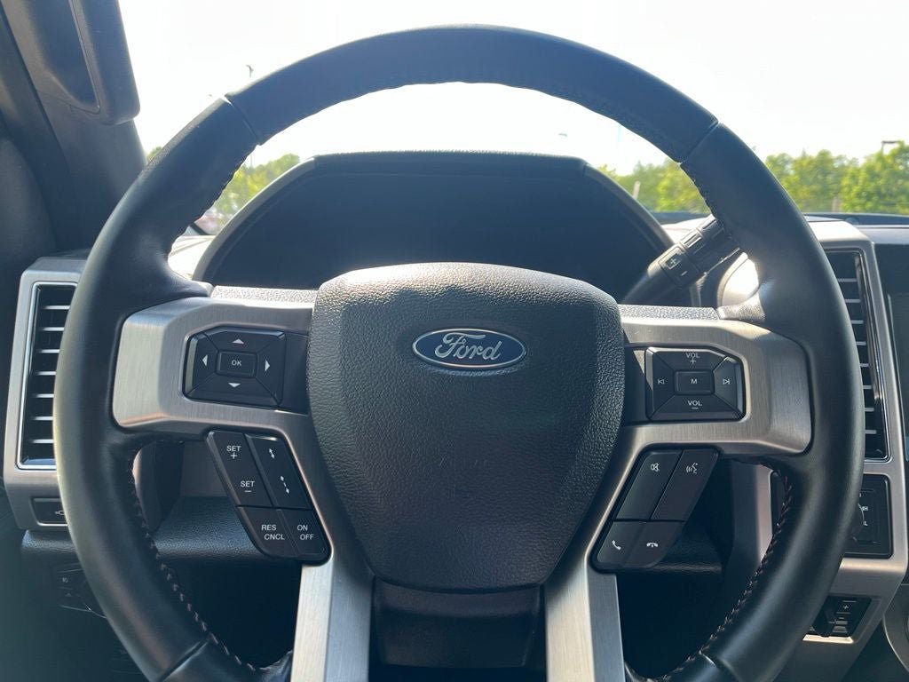 Used 2019 Ford F250 Platinum w/ Platinum Ultimate Package AWD/4WD image 25