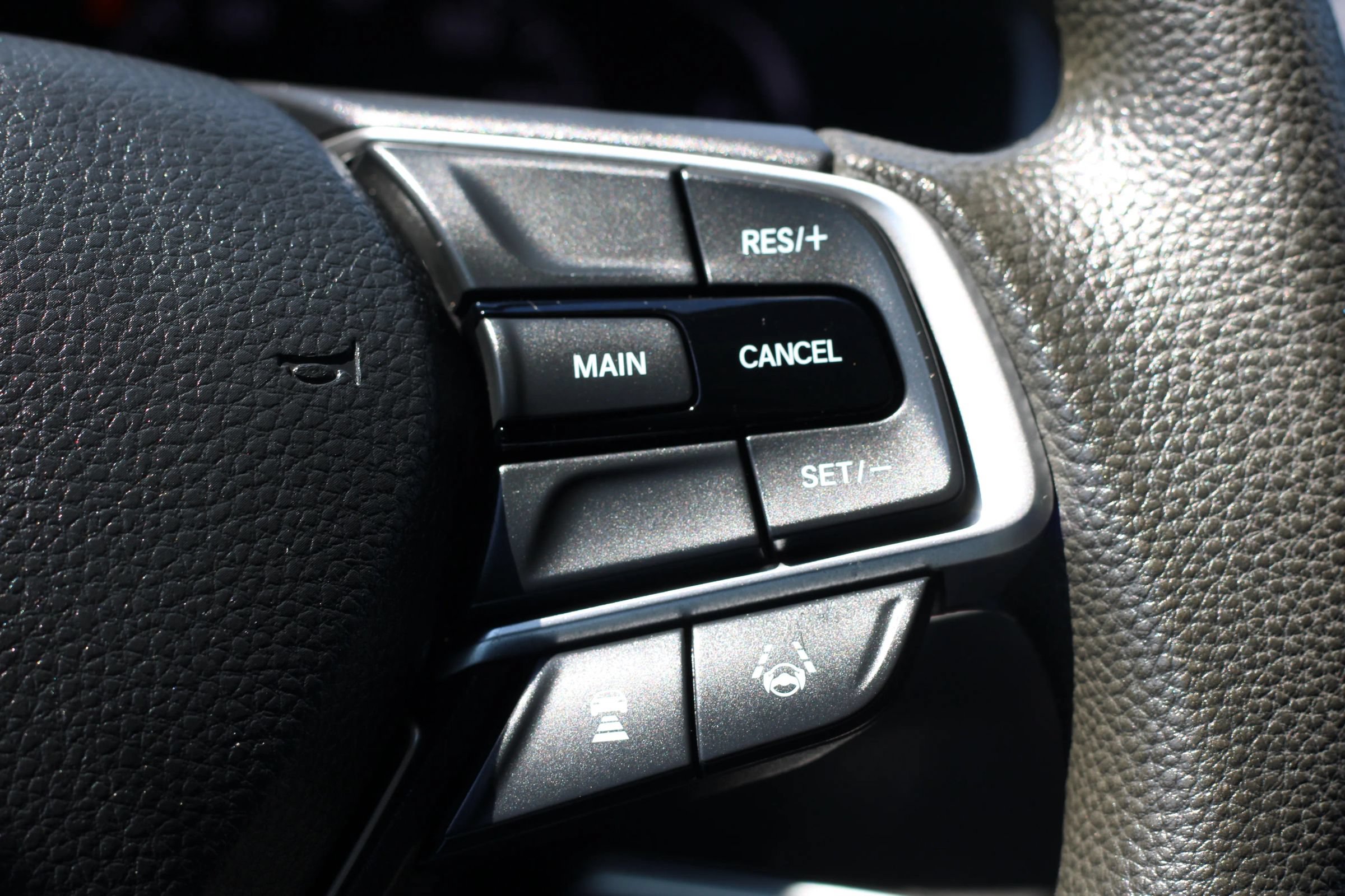 Used 2018 Honda Accord LX image 17
