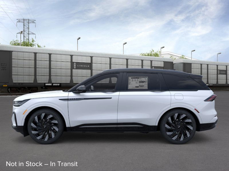 New 2026 Lincoln Nautilus Reserve w/ Jet Appearance Package image 3