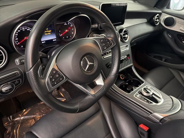 Used 2019 Mercedes-Benz GLC 300 image 11