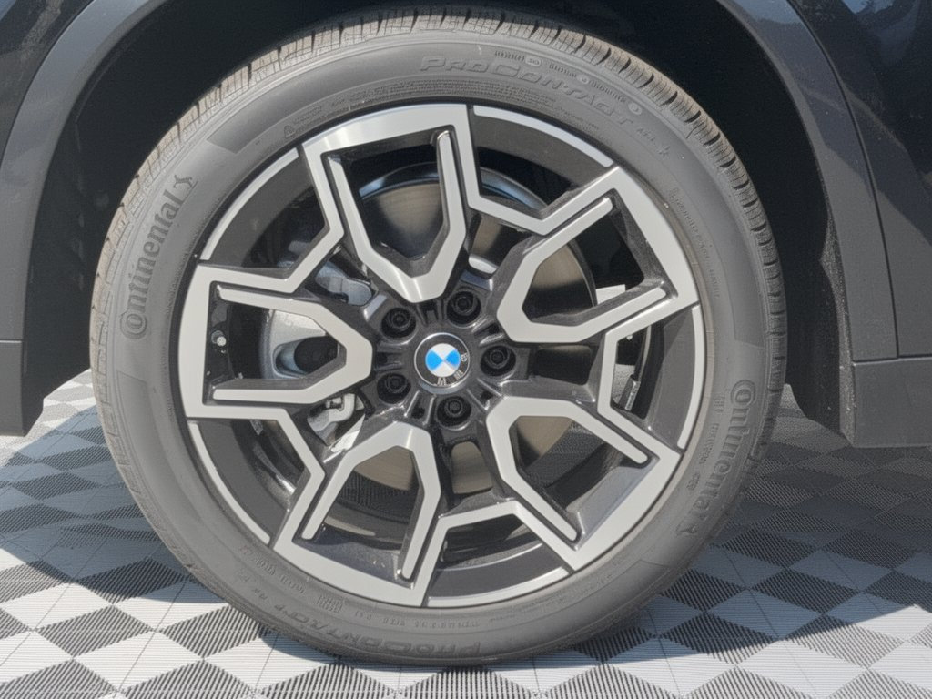 New 2027 BMW X1 xDrive28i AWD/4WD image 13