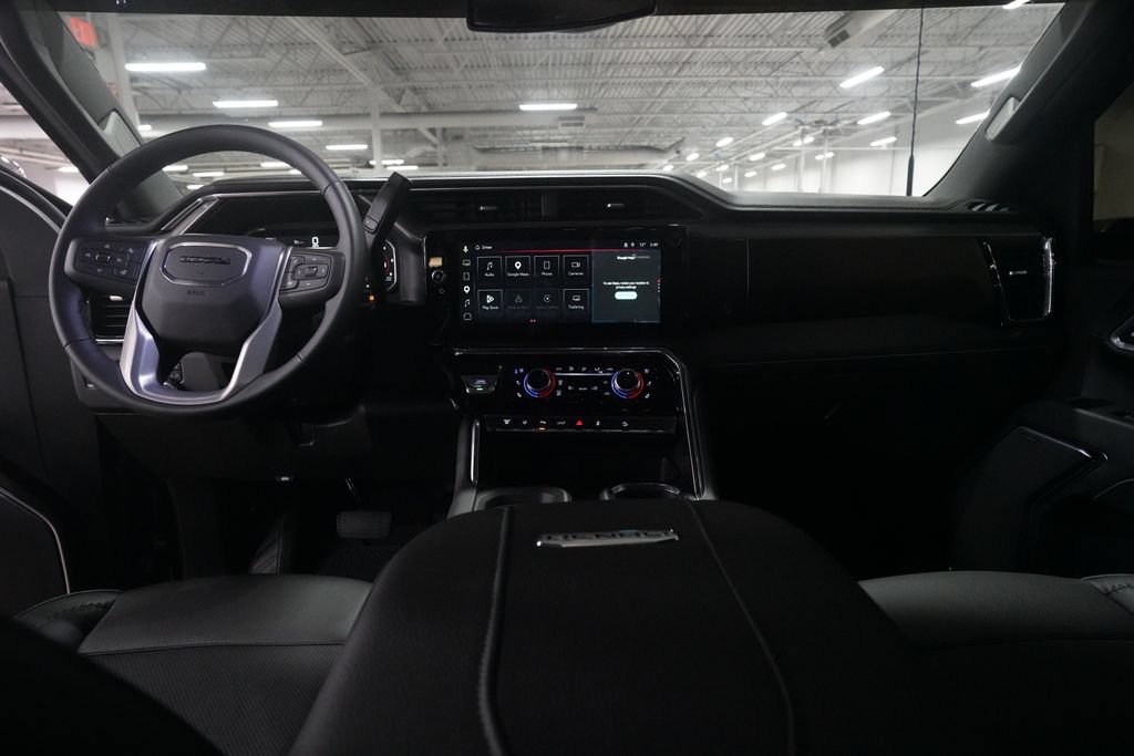Used 2026 GMC Sierra 3500 Denali AWD/4WD image 5