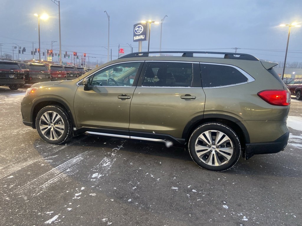 Used 2022 Subaru Ascent Limited w/ Technology Package image 6