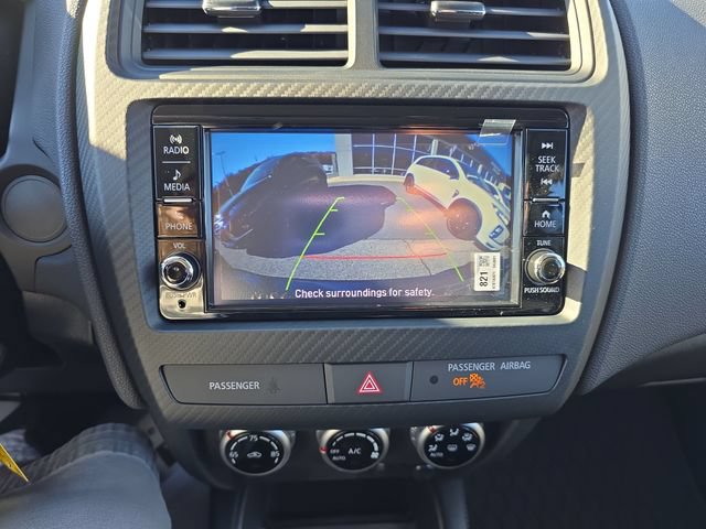Used 2025 Mitsubishi Outlander Sport ES AWD/4WD image 15
