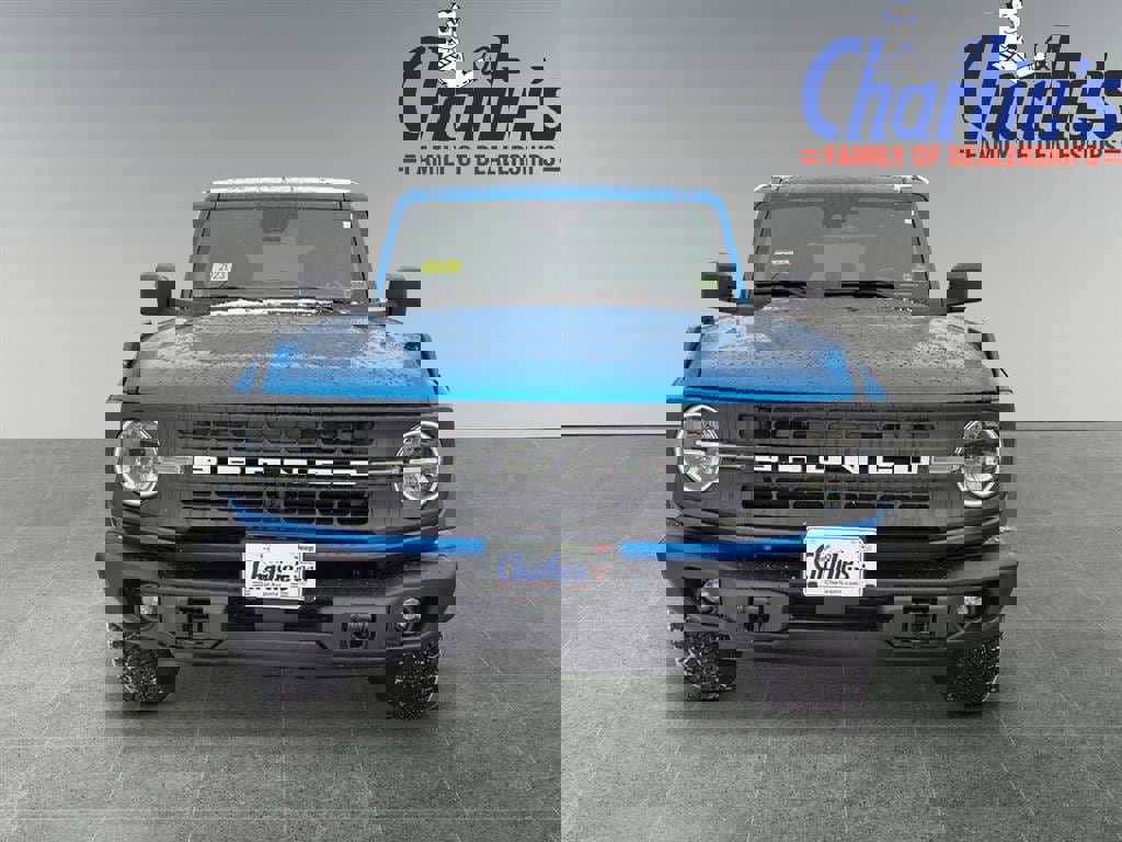 Used 2023 Ford Bronco Black Diamond image 2