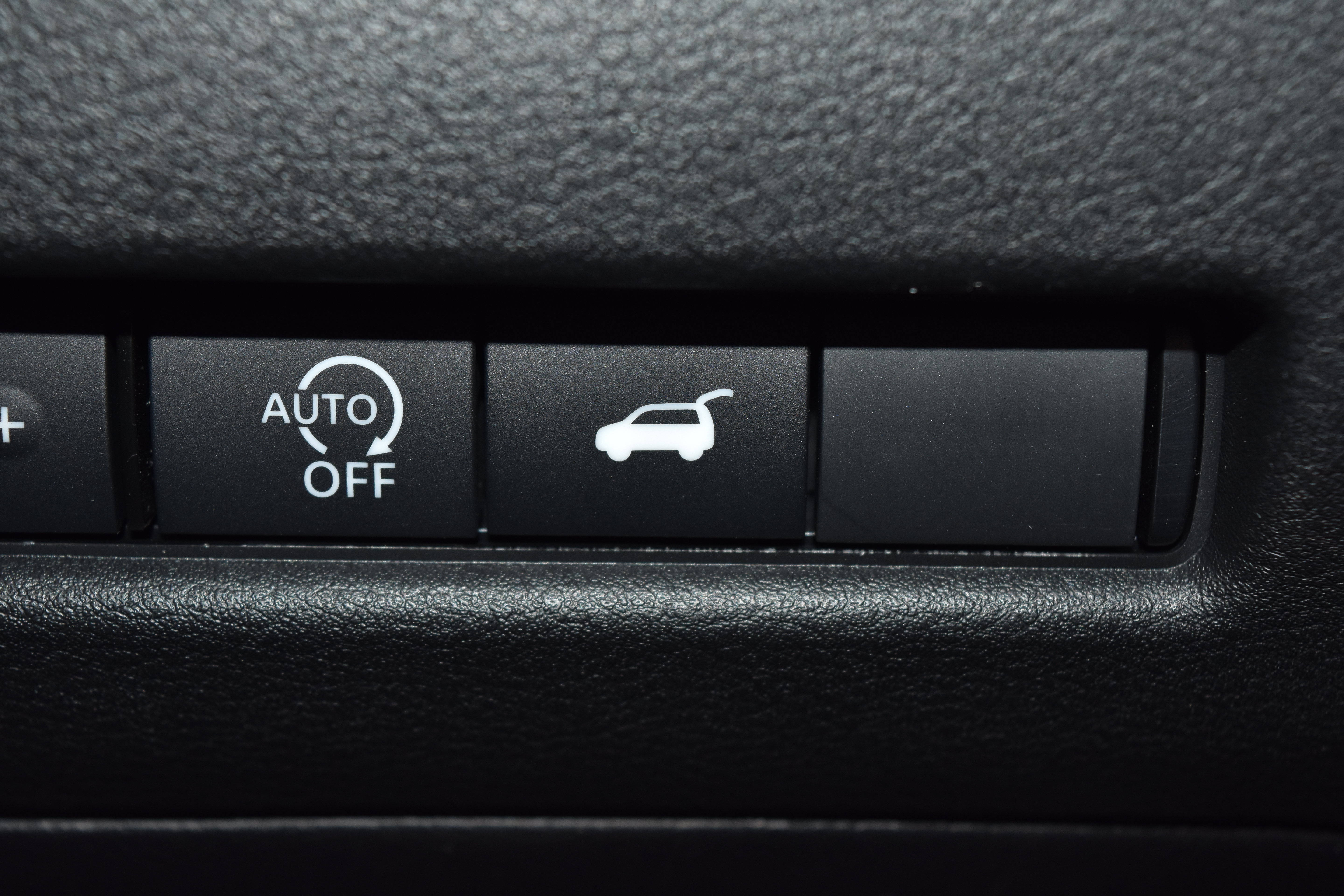 New 2026 Nissan Rogue Platinum w/ Tech Package AWD/4WD image 17