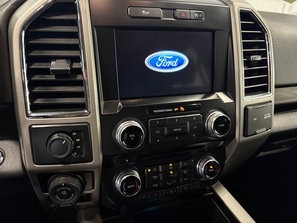 Used 2017 Ford F150 Lariat w/ Equipment Group 502A Luxury AWD/4WD image 22
