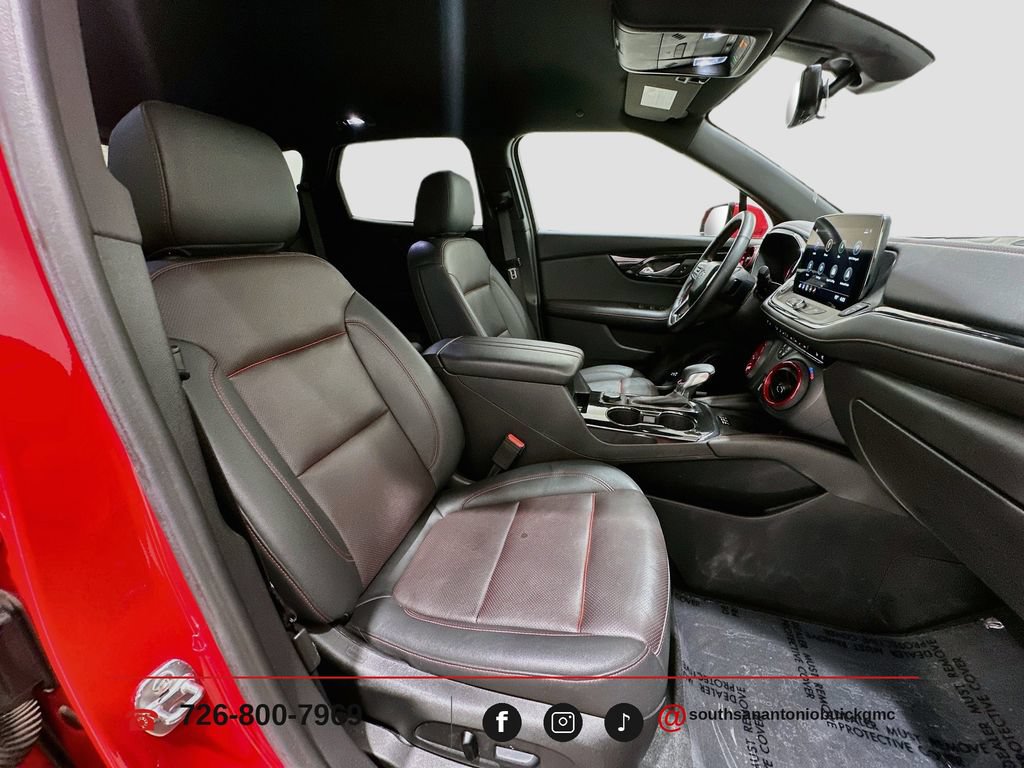 Certified 2024 Chevrolet Blazer RS w/ Driver Confidence II Package FWD image 30