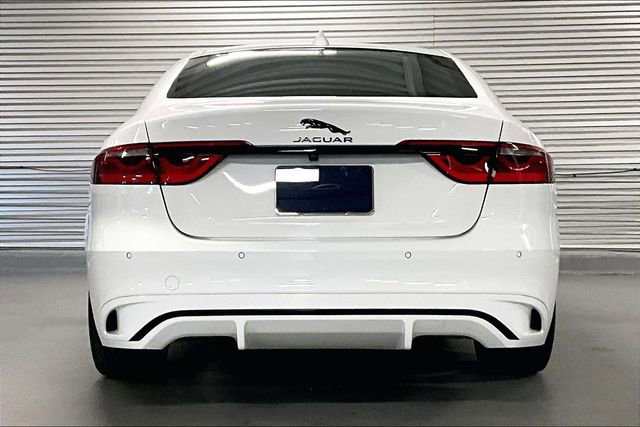 New 2024 Jaguar XF R-Dynamic SE image 5