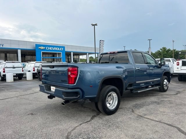 New 2026 Chevrolet Silverado 3500 High Country w/ Technology Package AWD/4WD image 3