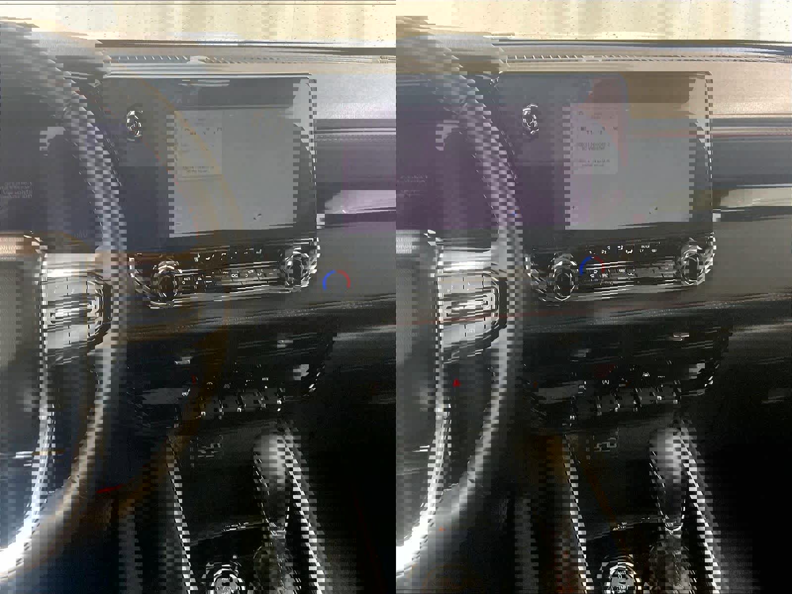 Used 2024 Chevrolet Colorado Z71 w/ Z71 Convenience Package 2 image 18