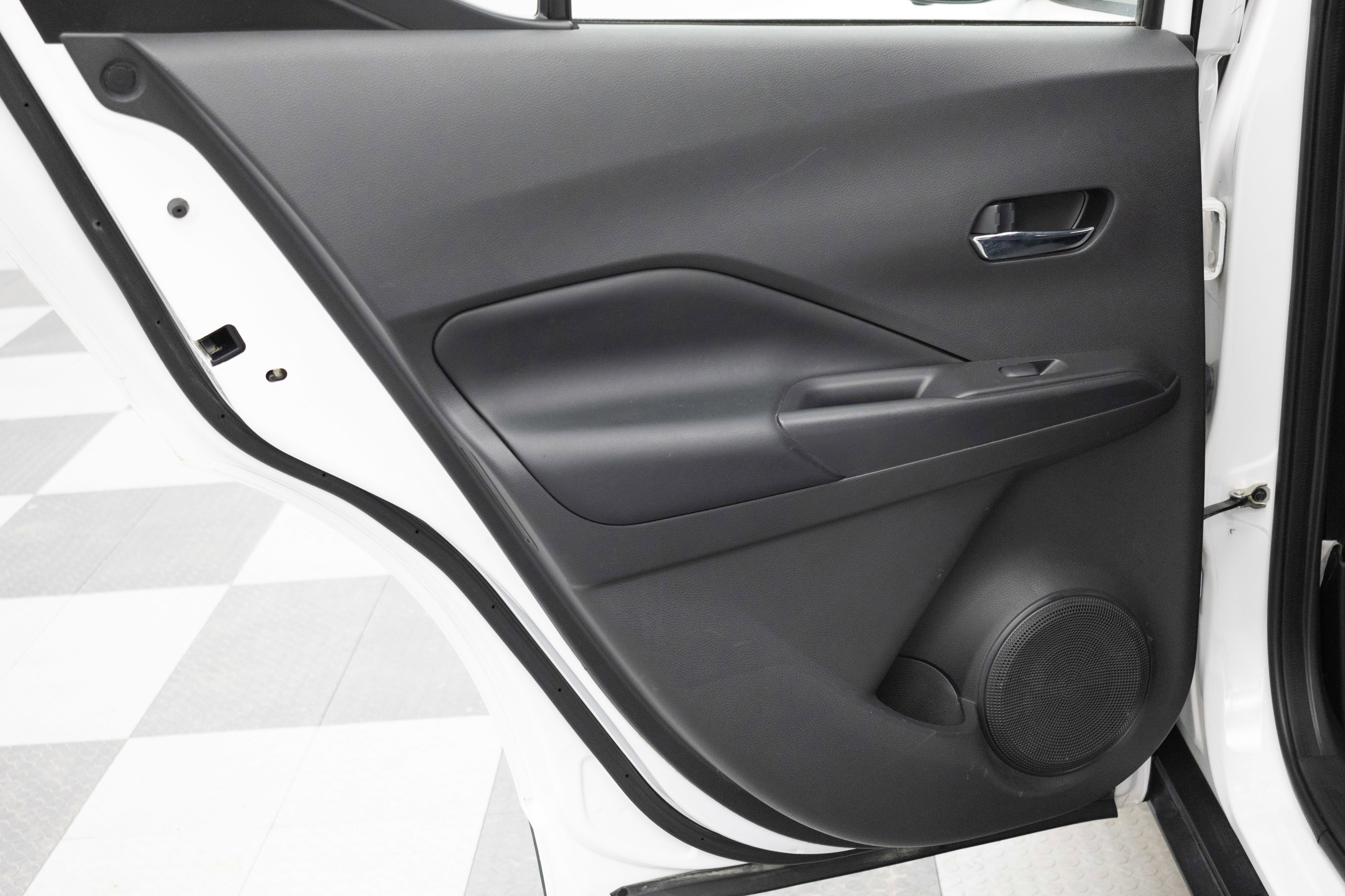 Used 2020 Nissan Kicks SR w/ SR Premium Package image 22