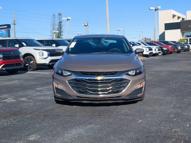 Used 2024 Chevrolet Malibu LT image 3