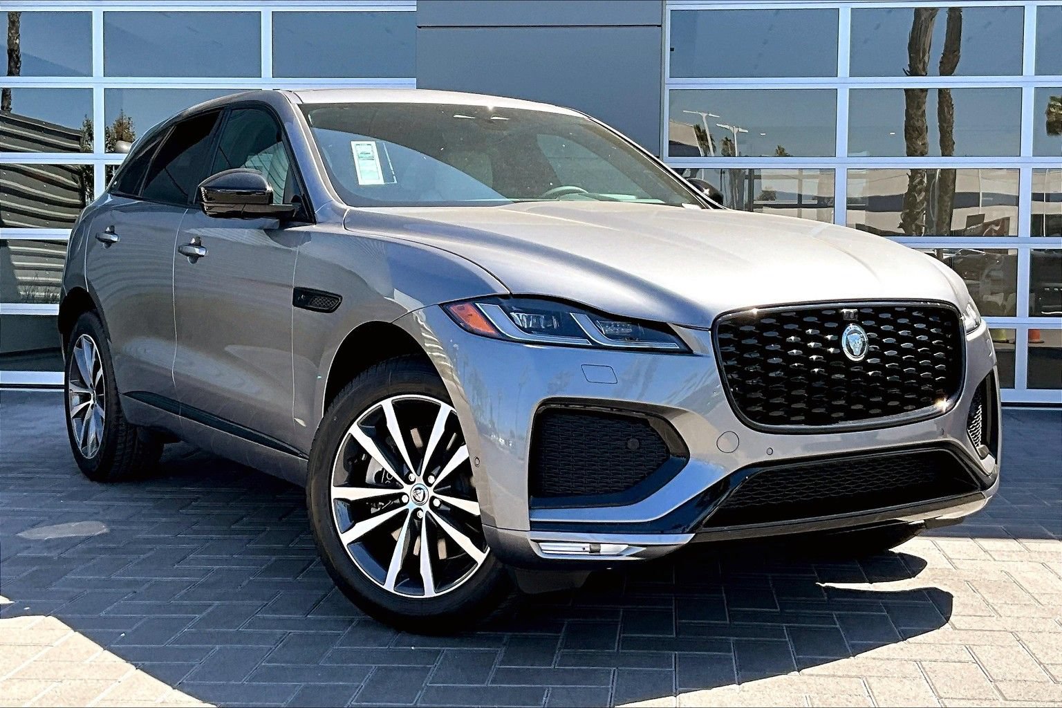 New 2026 Jaguar F-PACE R-Dynamic S AWD/4WD image 2