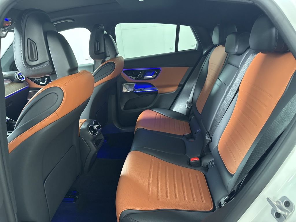 Certified 2025 Mercedes-Benz GLC 300 4MATIC image 18