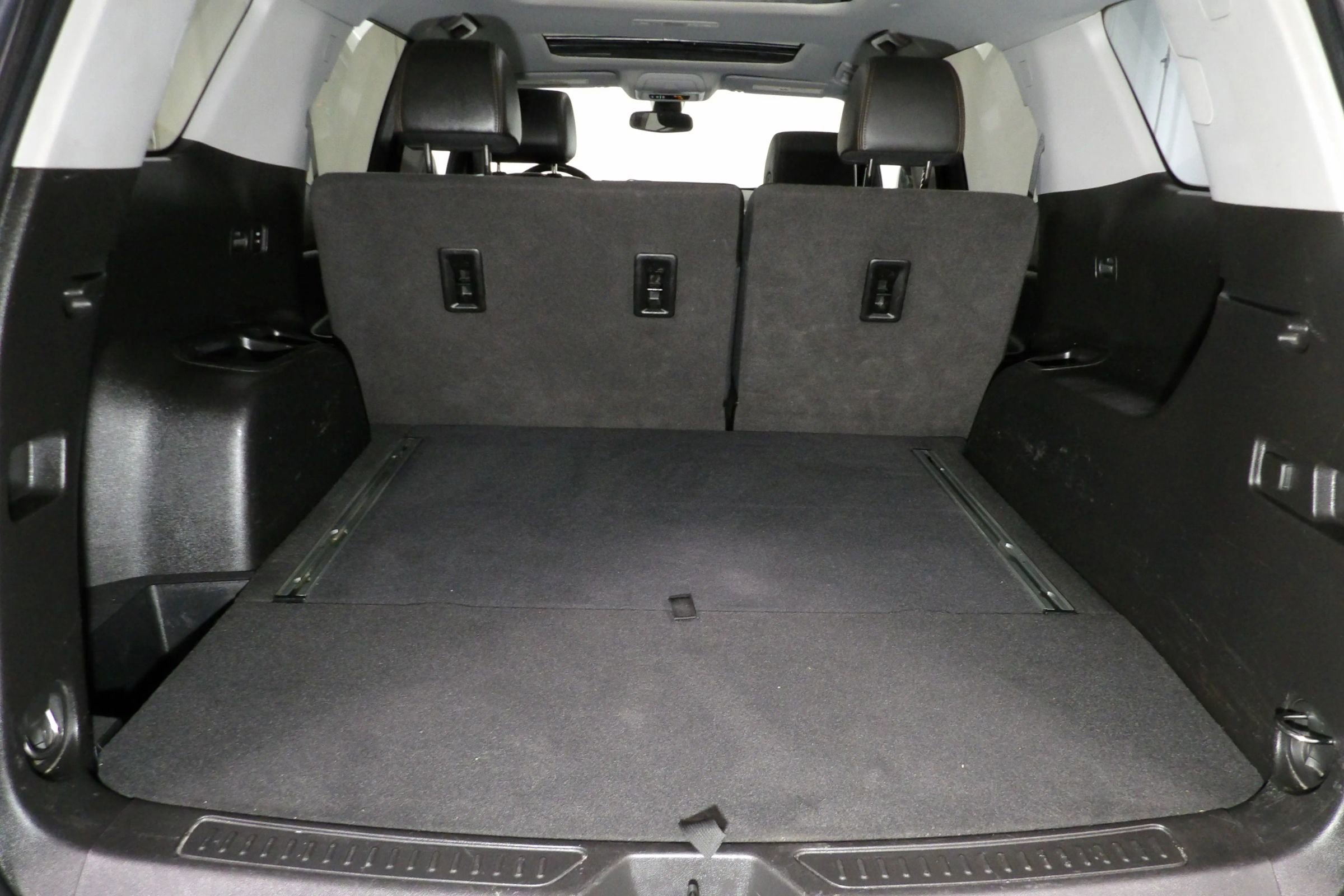 Used 2020 GMC Acadia AT4 w/ Driver Alert Package II AWD/4WD image 10