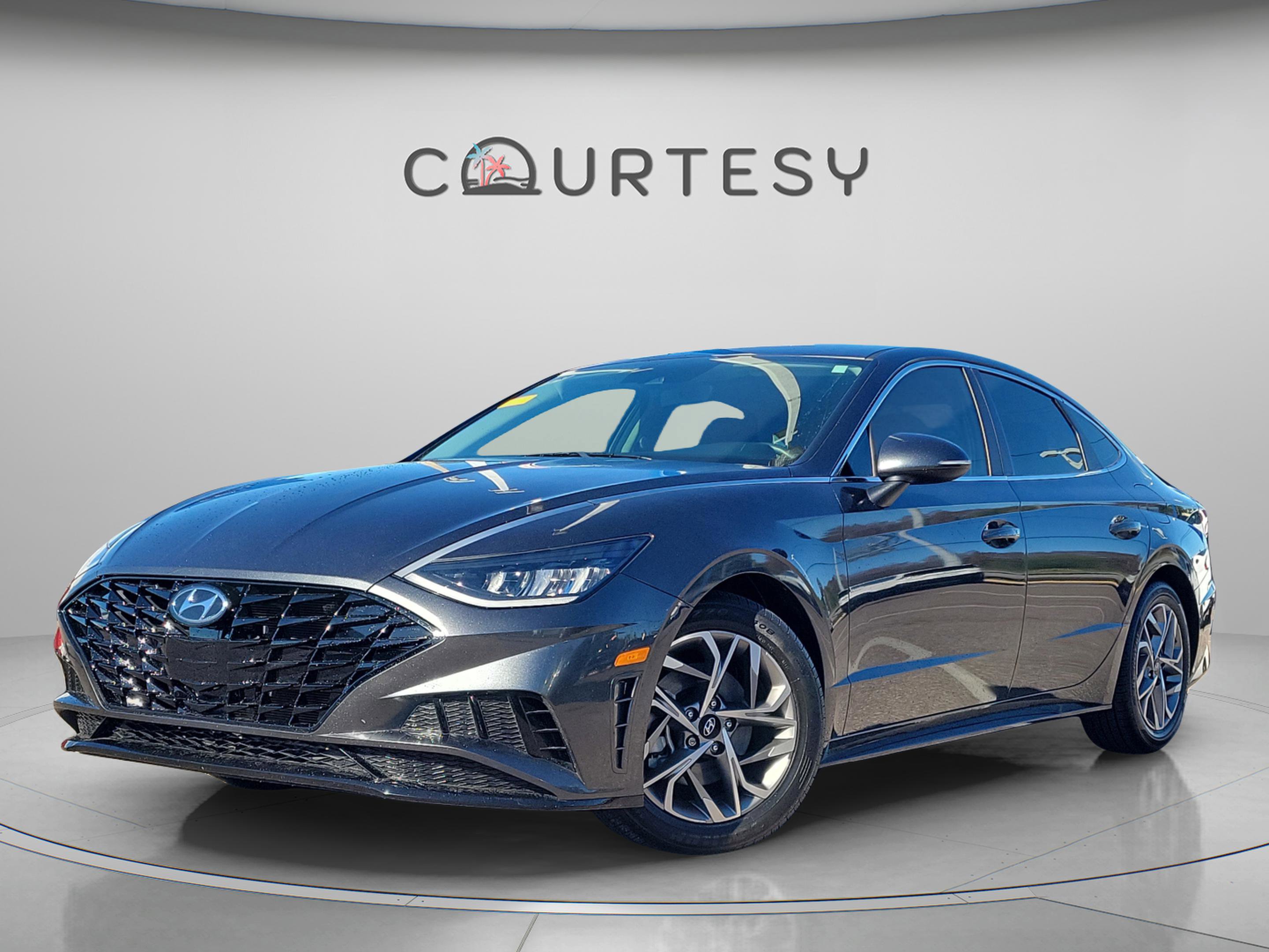 Certified 2021 Hyundai Sonata SEL w/ Preferred Accessory Package image 1