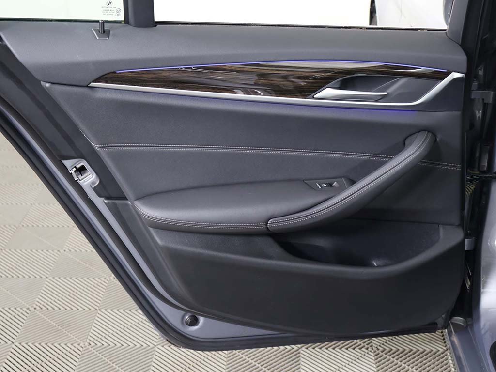 Used 2023 BMW 530i xDrive w/ Convenience Package image 27