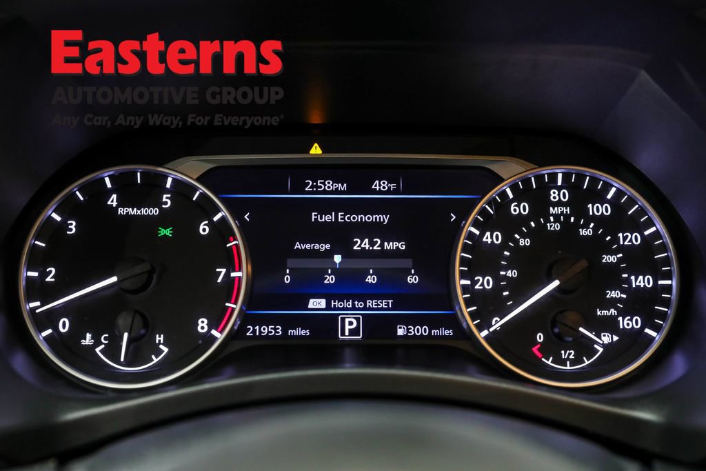 Used 2022 Nissan Sentra SV image 18