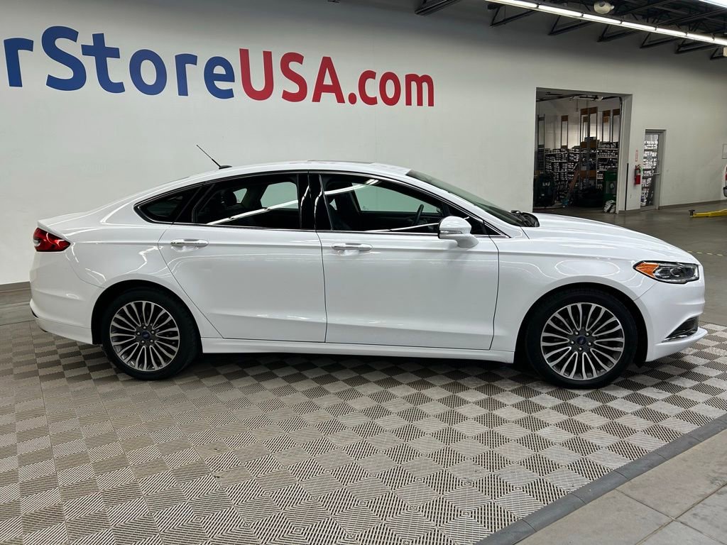 Used 2018 Ford Fusion SE w/ Fusion SE Technology Package image 13