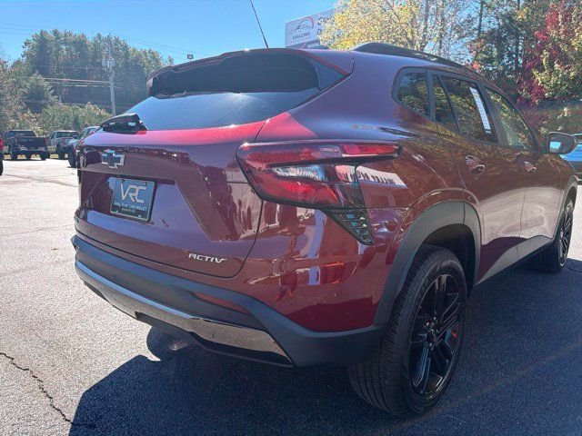Used 2024 Chevrolet Trax ACTIV w/ Driver Confidence Package FWD image 9