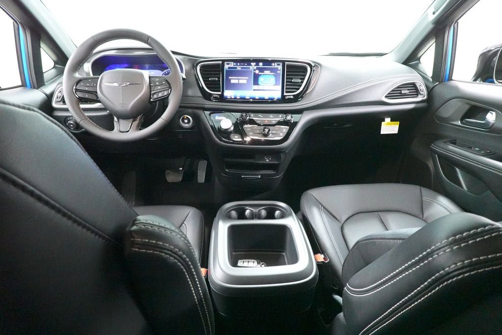 New 2026 Chrysler Pacifica Select w/ S Appearance Package FWD image 10
