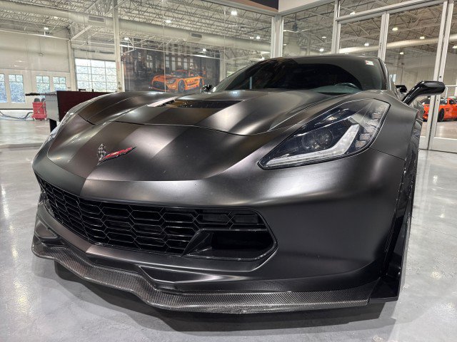Used 2017 Chevrolet Corvette Grand Sport w/ Carbon Flash Badge Package RWD image 28