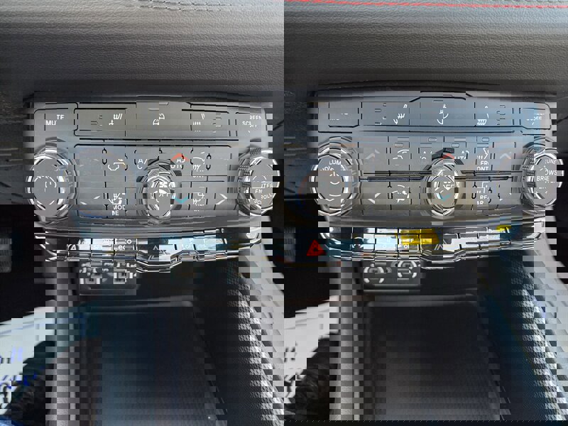 Used 2025 Dodge Durango GT image 18