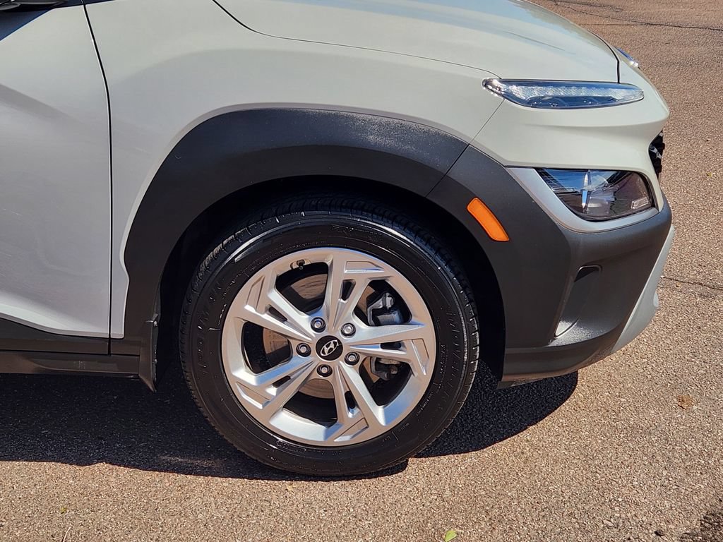 Used 2023 Hyundai Kona SEL AWD/4WD image 29