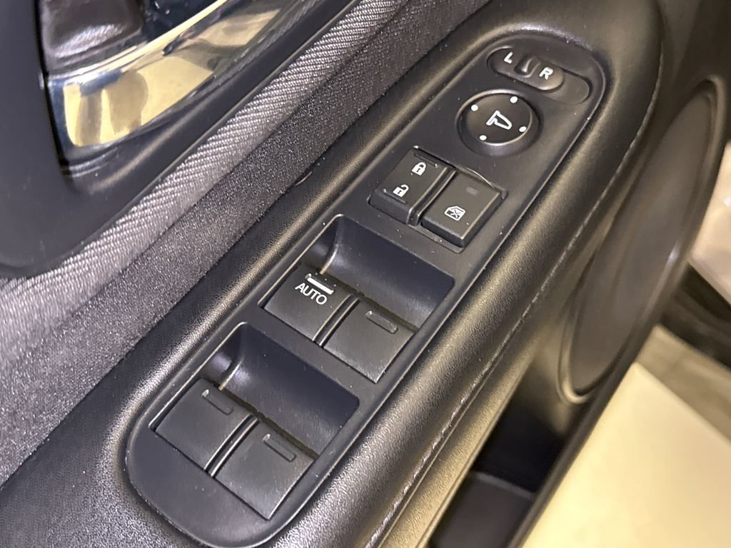 Used 2022 Honda HR-V Sport image 19
