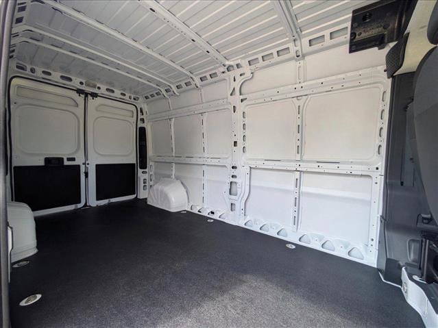 New 2025 RAM ProMaster 2500 w/ Power Group image 17