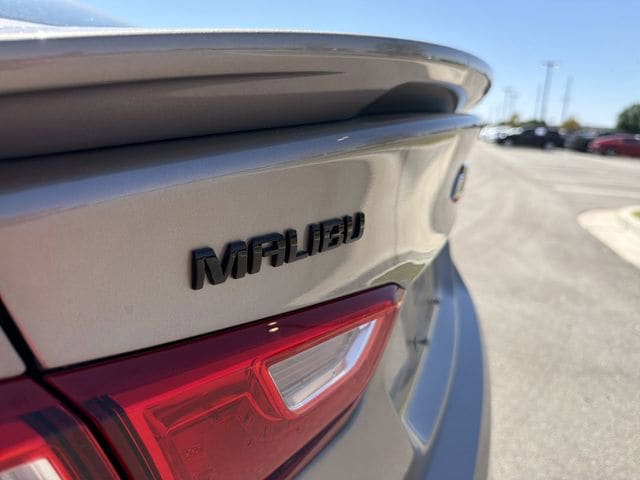 Used 2023 Chevrolet Malibu RS FWD image 36