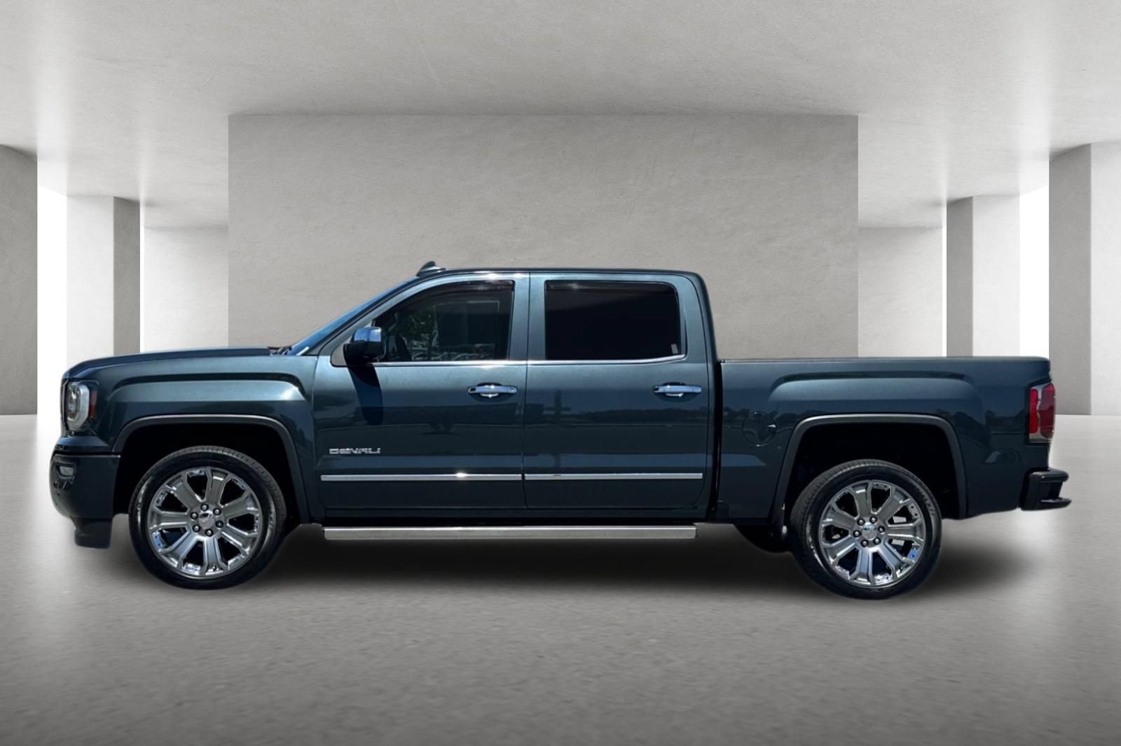 Used 2018 GMC Sierra 1500 Denali w/ Denali Ultimate Package AWD/4WD image 7