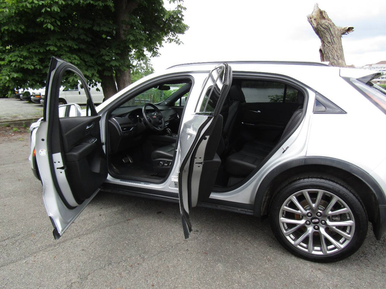Used 2019 Cadillac XT4 Sport AWD/4WD image 22